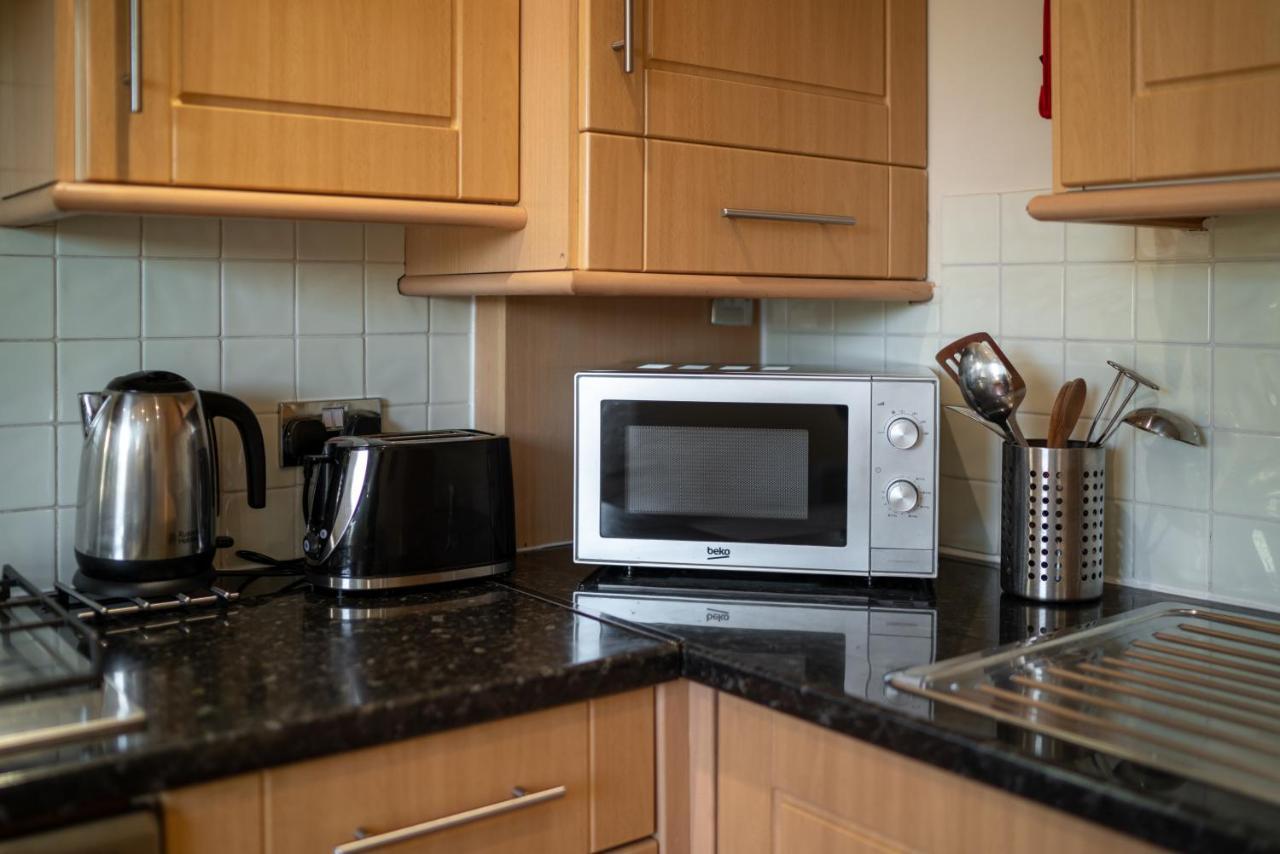 One Bedroom Flat In Bush Hill Park Enfield Ngoại thất bức ảnh
